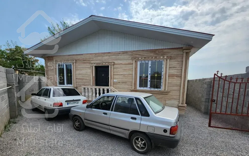 ۲۰۵ متر زمین ۹۰ متر ویلا نزدیک جنگل