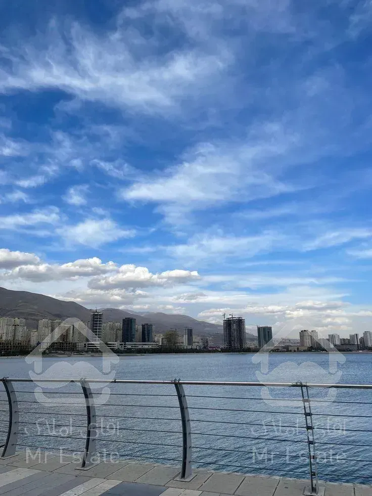 واحد ۸۰ و ۱۲۰ برج هایپرلوکس دریاچه