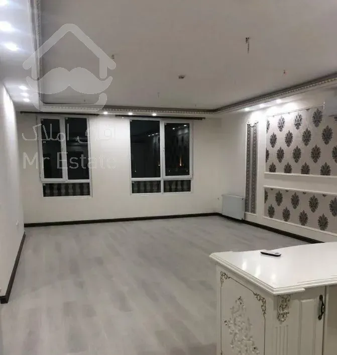 آپارتمان100متری/فول امکانات/نزدیک حاشیه/مسکن اکبری