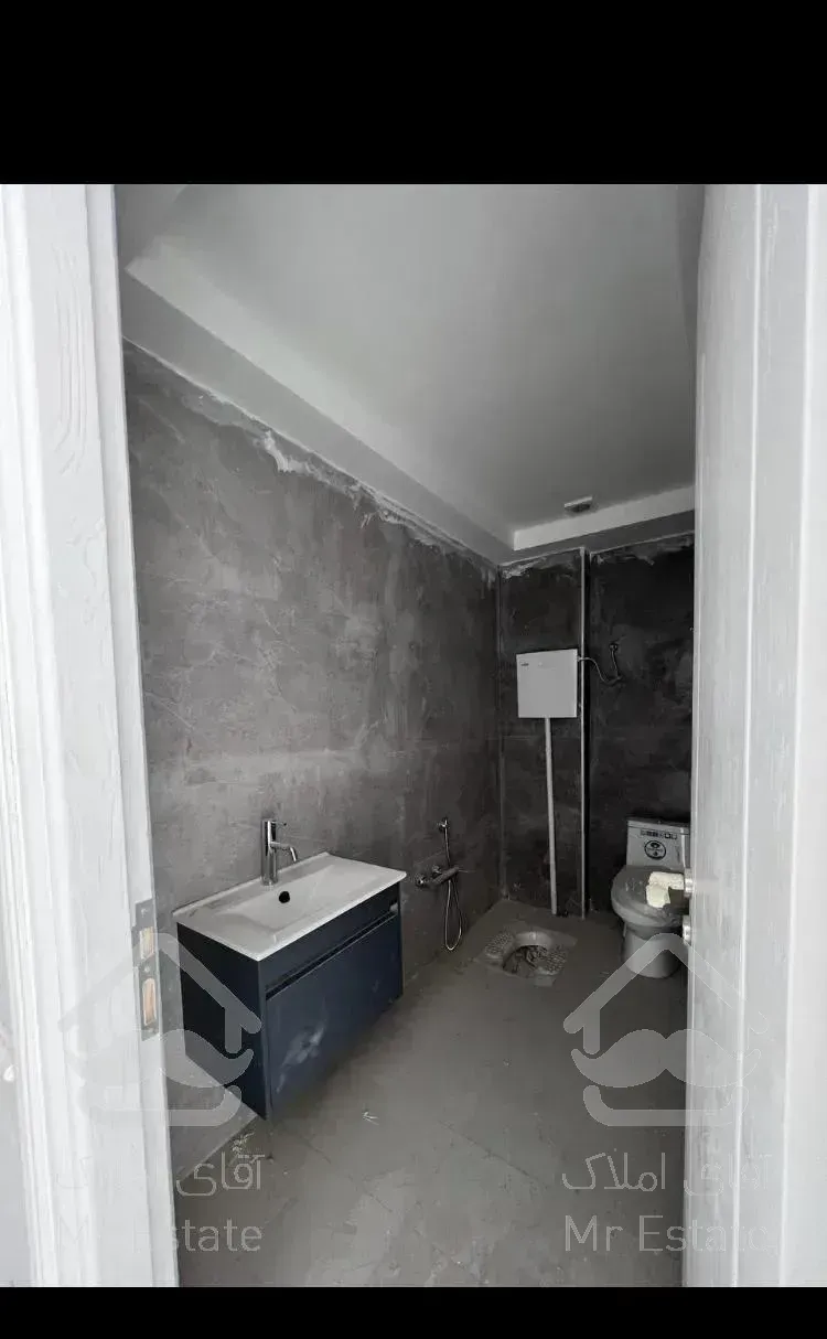 ۱۴۵ متری/سه خواب/فول/ویو وکیل آباد/۱۴۰۱