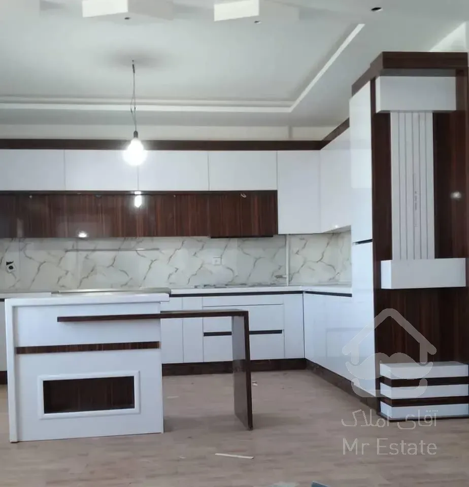 ۶۵متر طبقه همکف با پارکینگ انباری و حیاط خلوت