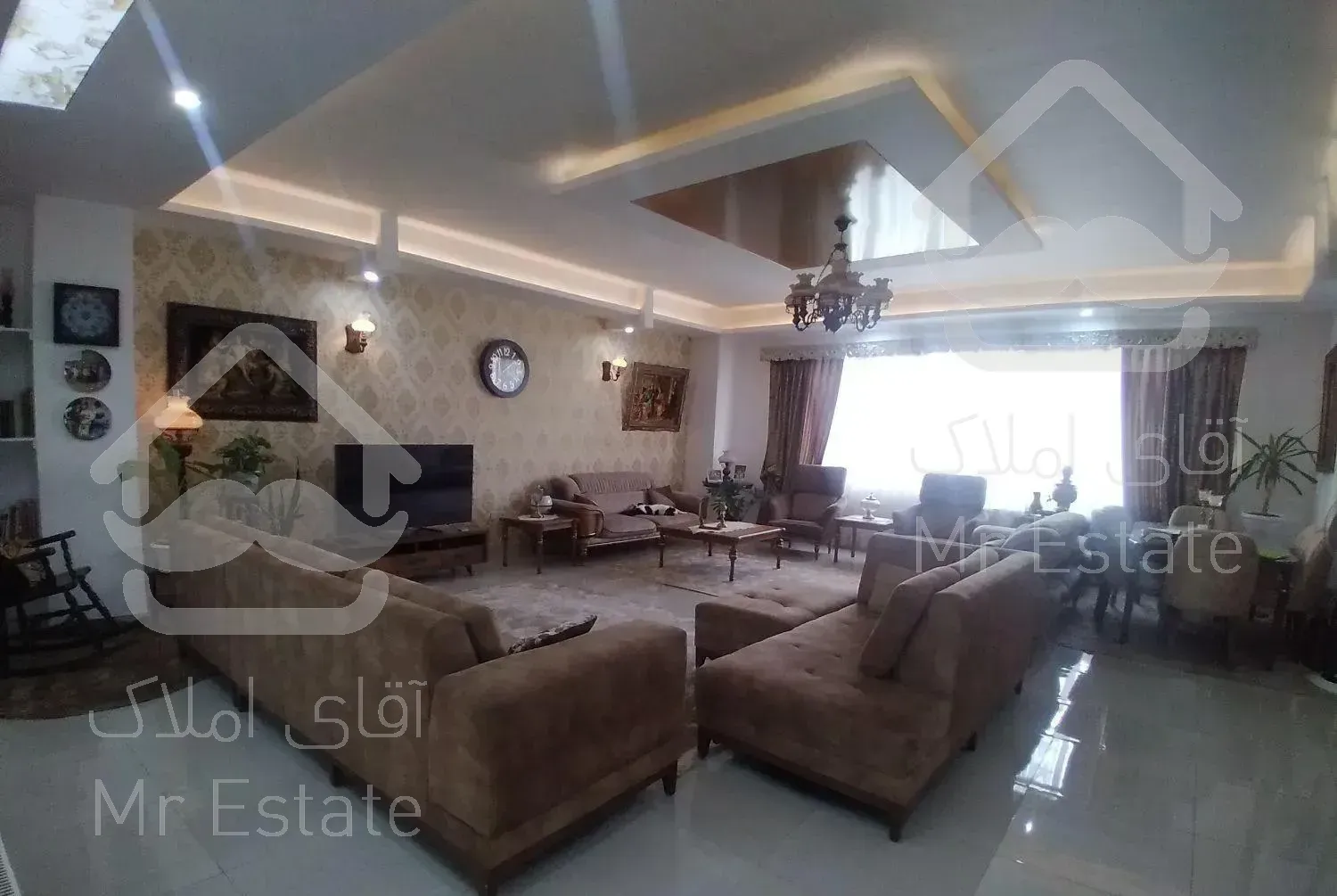 آپارتمان ۱۴۰ متری در خیابان سعدی