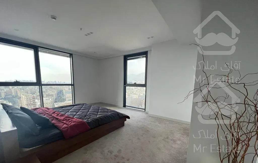 175 متر سه خوابه نوساز در برج های دو قلو میکا