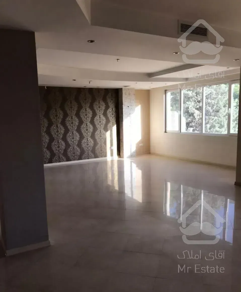 ۲۳۵متر//ستاره‌طلایی