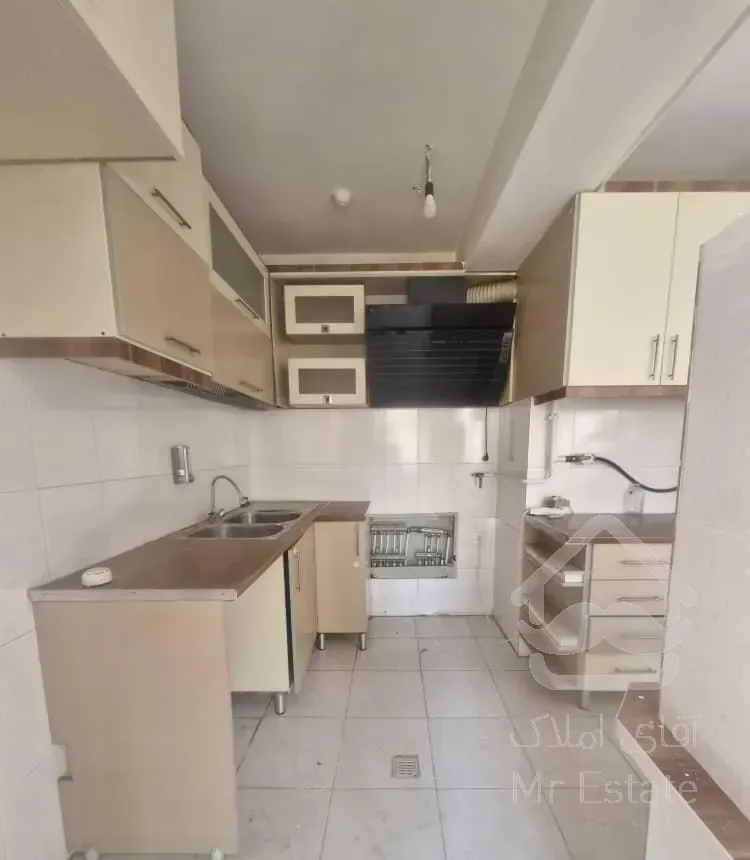 فروش آپارتمان ۷۱ متری با پذیرایی بزرگ فاز 3 سهند