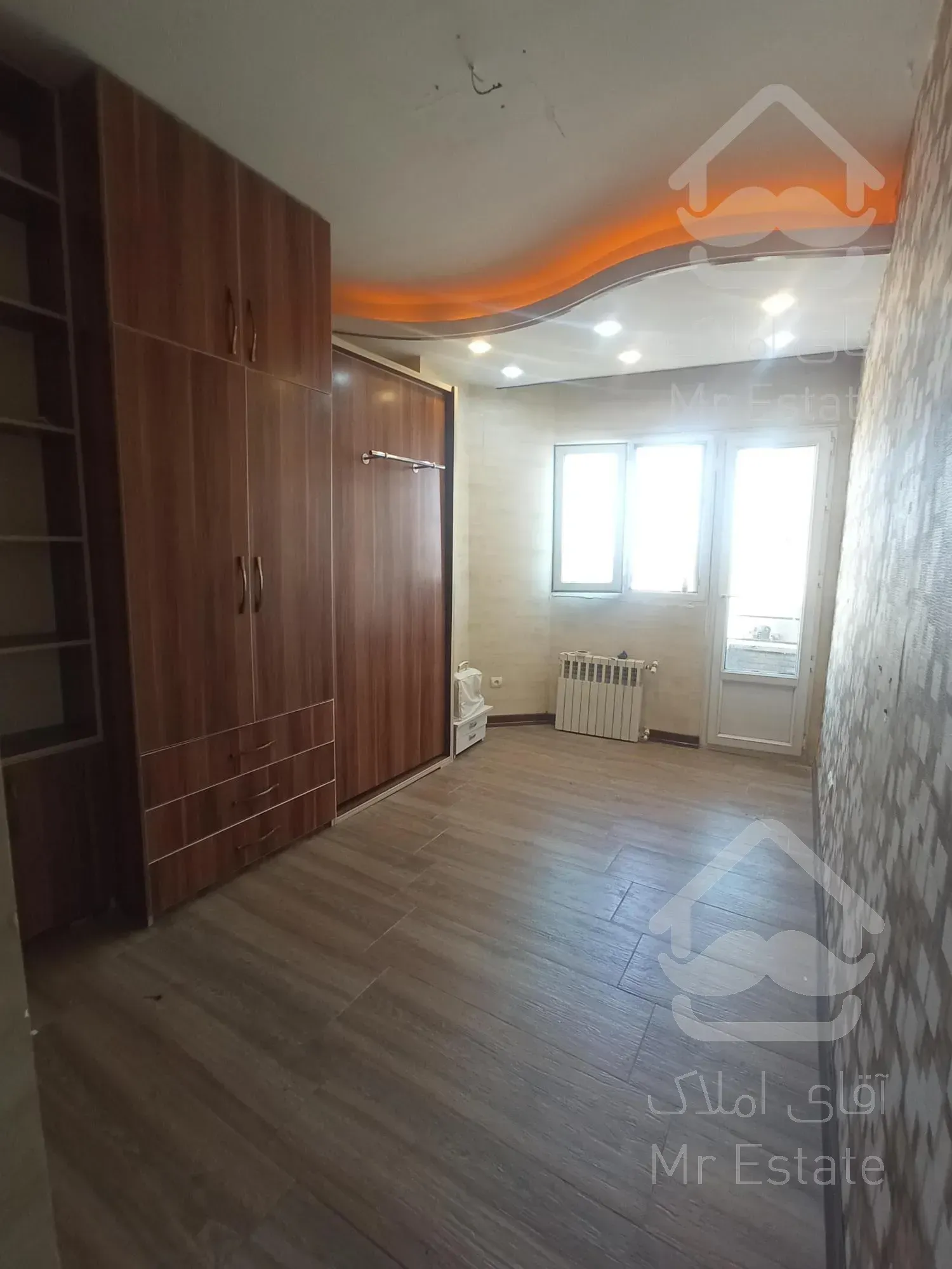 82متر ۲خواب غرق نور فول امکانات بلوار فردوس غرب