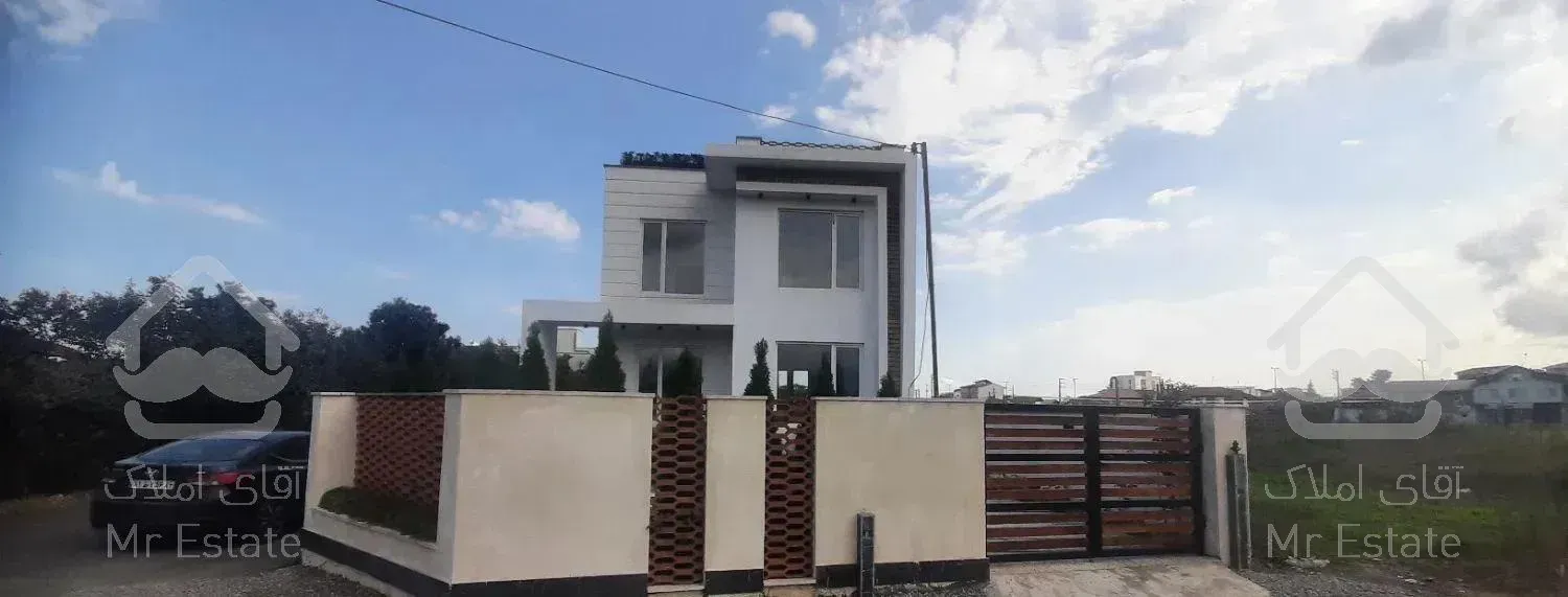 ویلا ۱۷۰ متری و زیبا نزدیک استخر نوتریکا