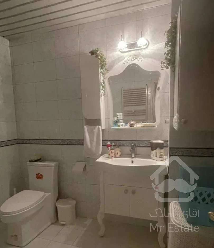 فروش آپارتمان ۱۳۵ متری اندرزگو