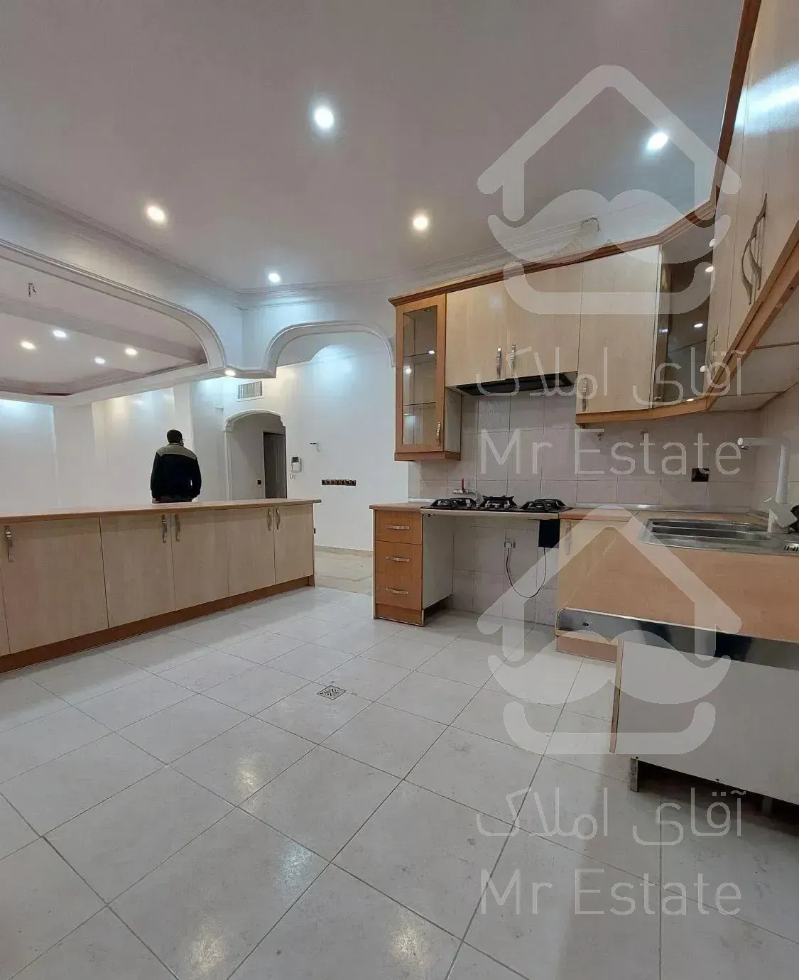 آپارتمان ۱۵۰ متر سه خواب فول بازسازی