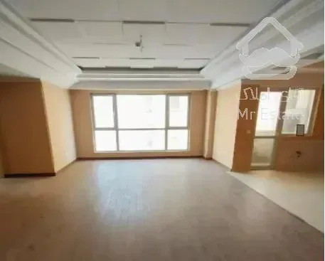 آپارتمان ۱۳۷ متر سند دار چیتگر