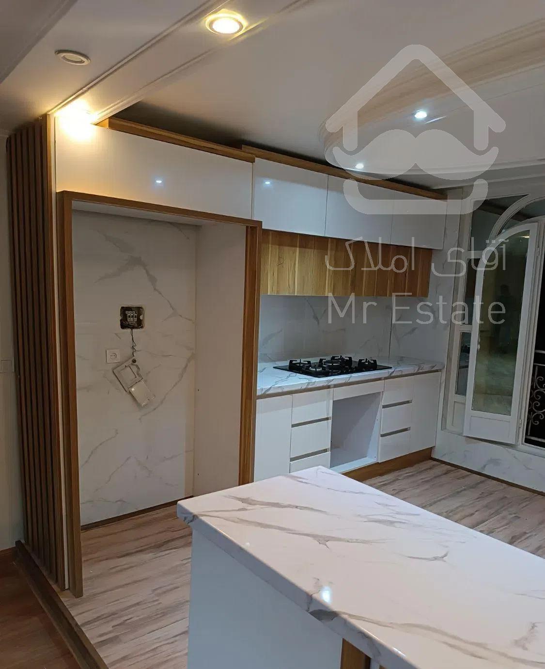 ۱۱۳متری متری غرب فلکه دوم