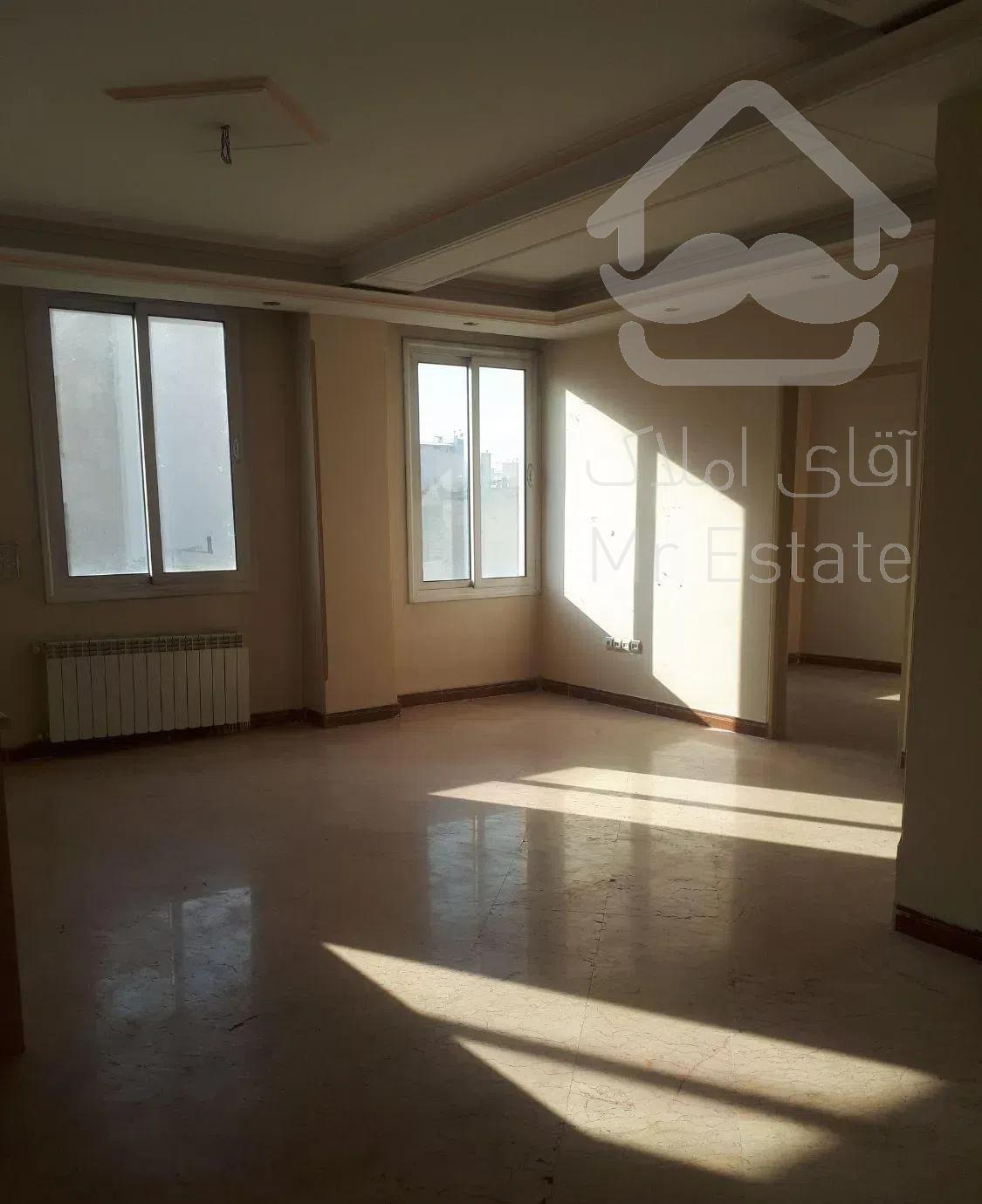 ۸۰ متر/۲ خواب/فول امکانات/نورگیر/بلوار گلاب