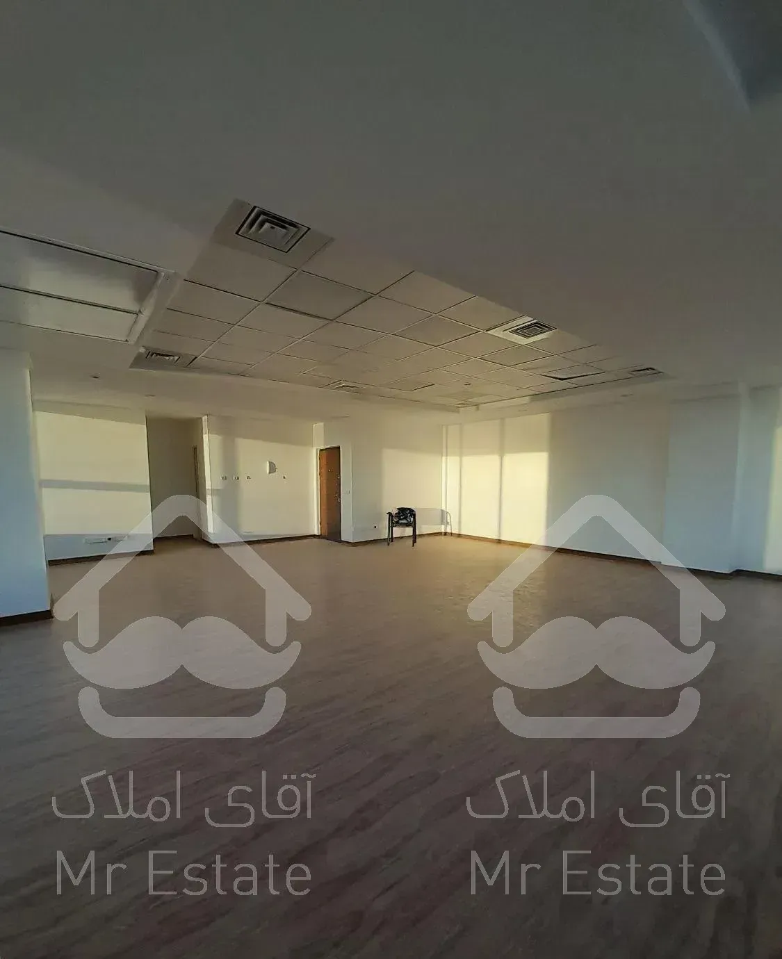 ۱۰۷متر/سند‌اداری/۲نبش/ویوابدی‌دریاچه