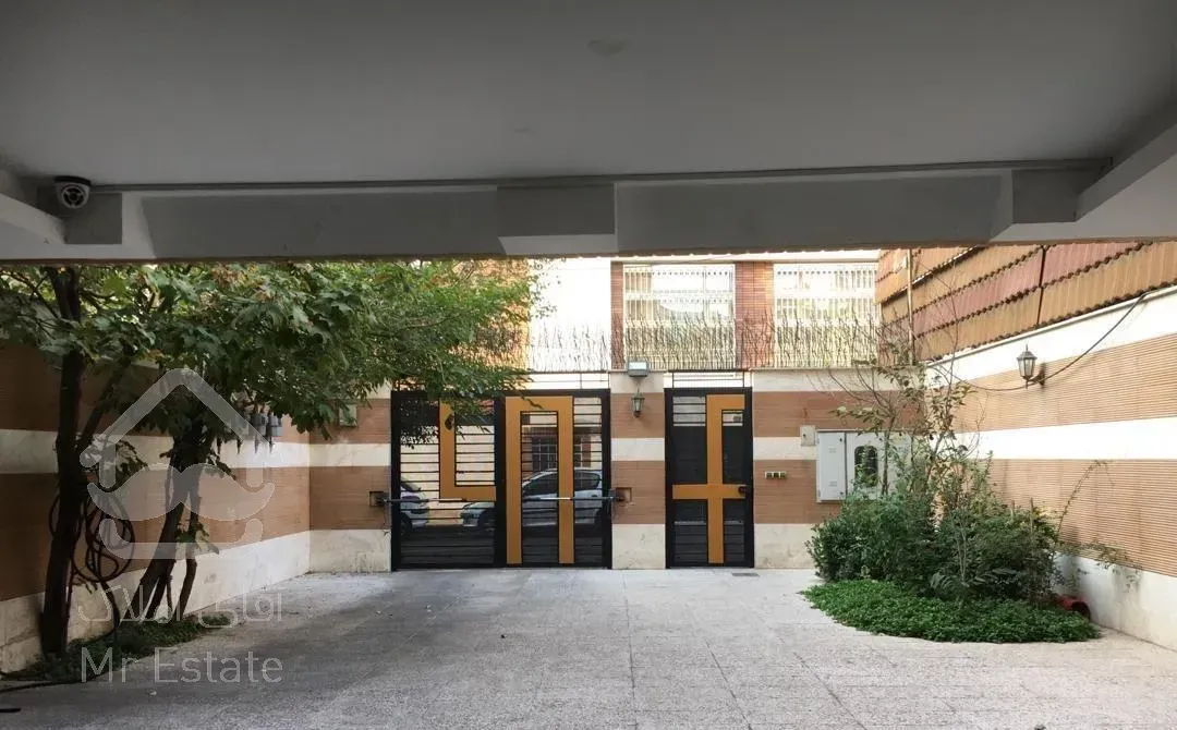 آپارتمان ۱۴۳ متری