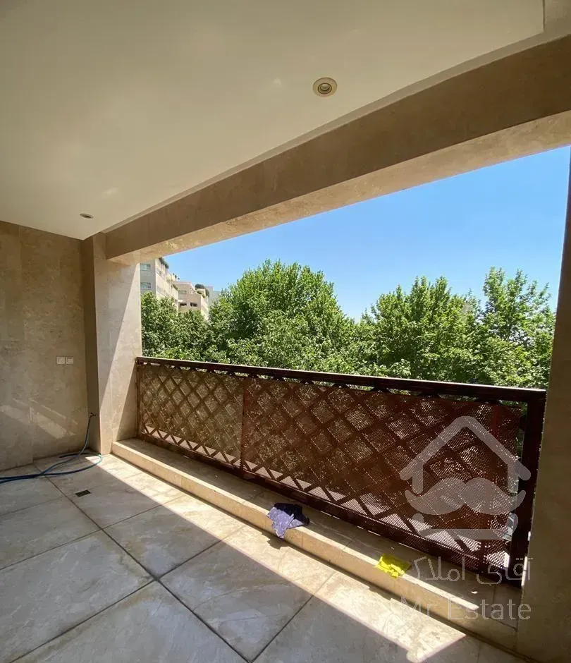 ۱۶۰متر تک واحدی فول مشاعات دو پارکینگ ویو عالی