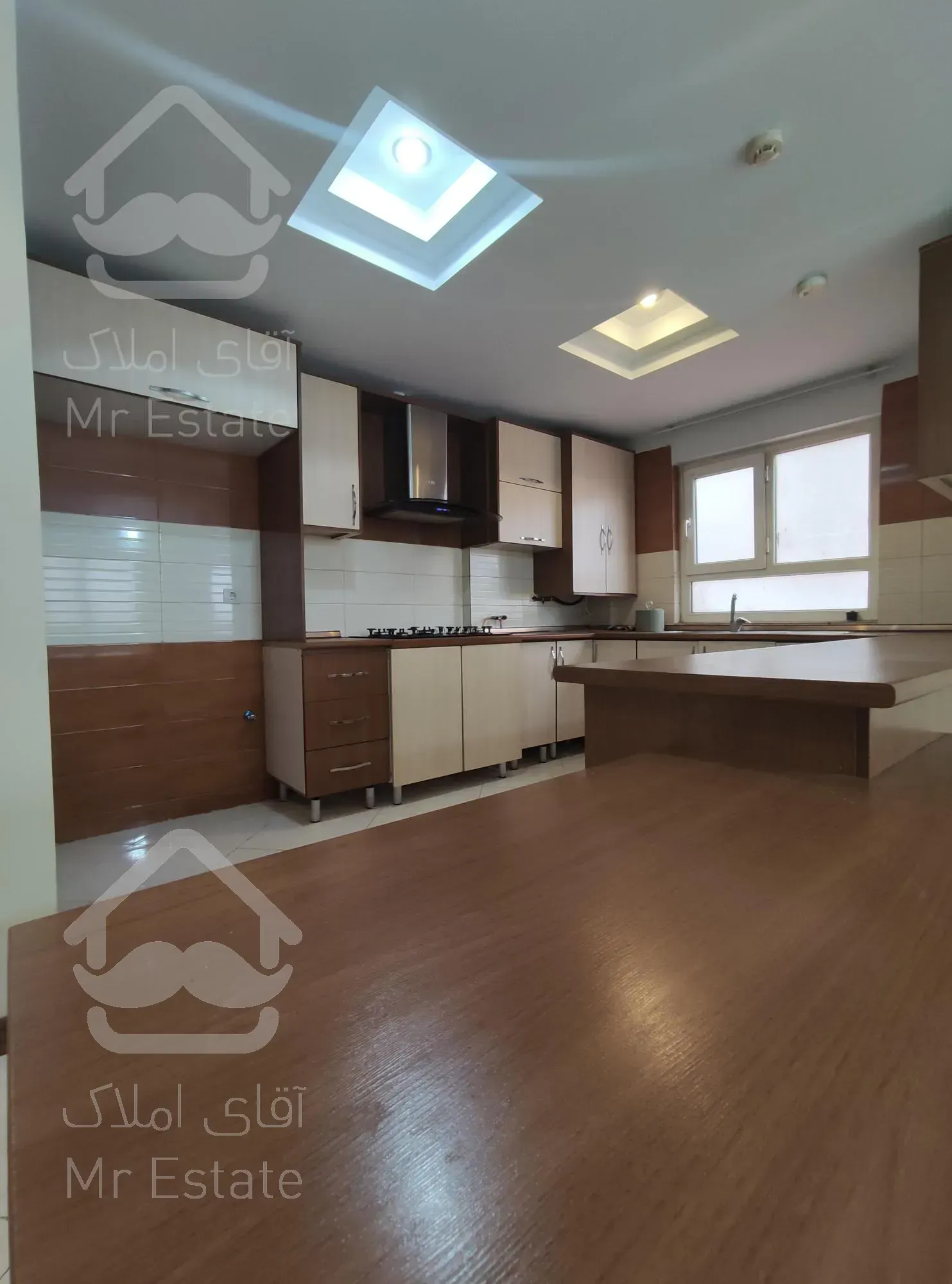 ۱۱۷متر آپارتمان در منطقه۲۲تهران