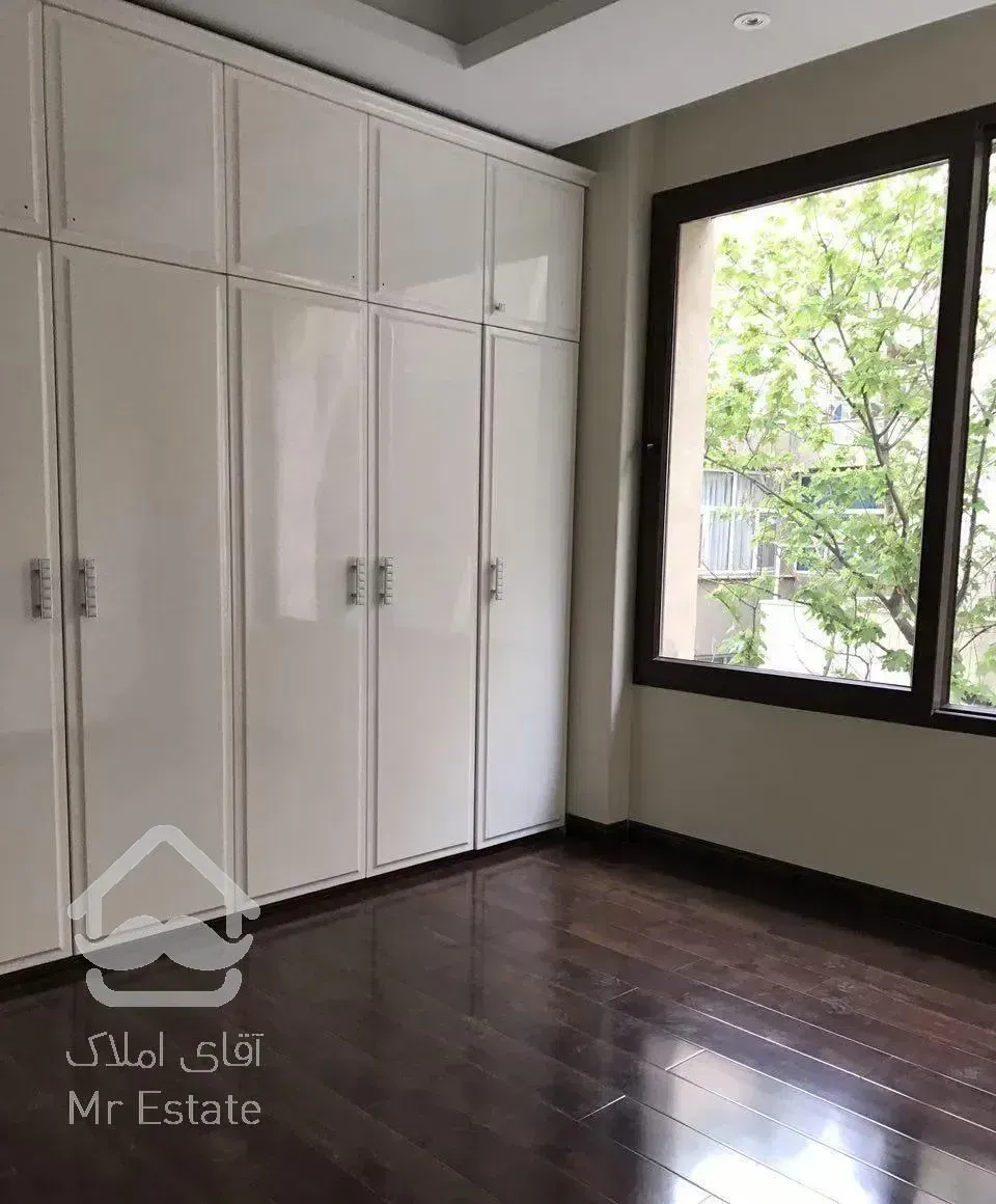 * شمال خواجه عبدالله'۱۳۵متر نوساز'۳خواب تیسفون *