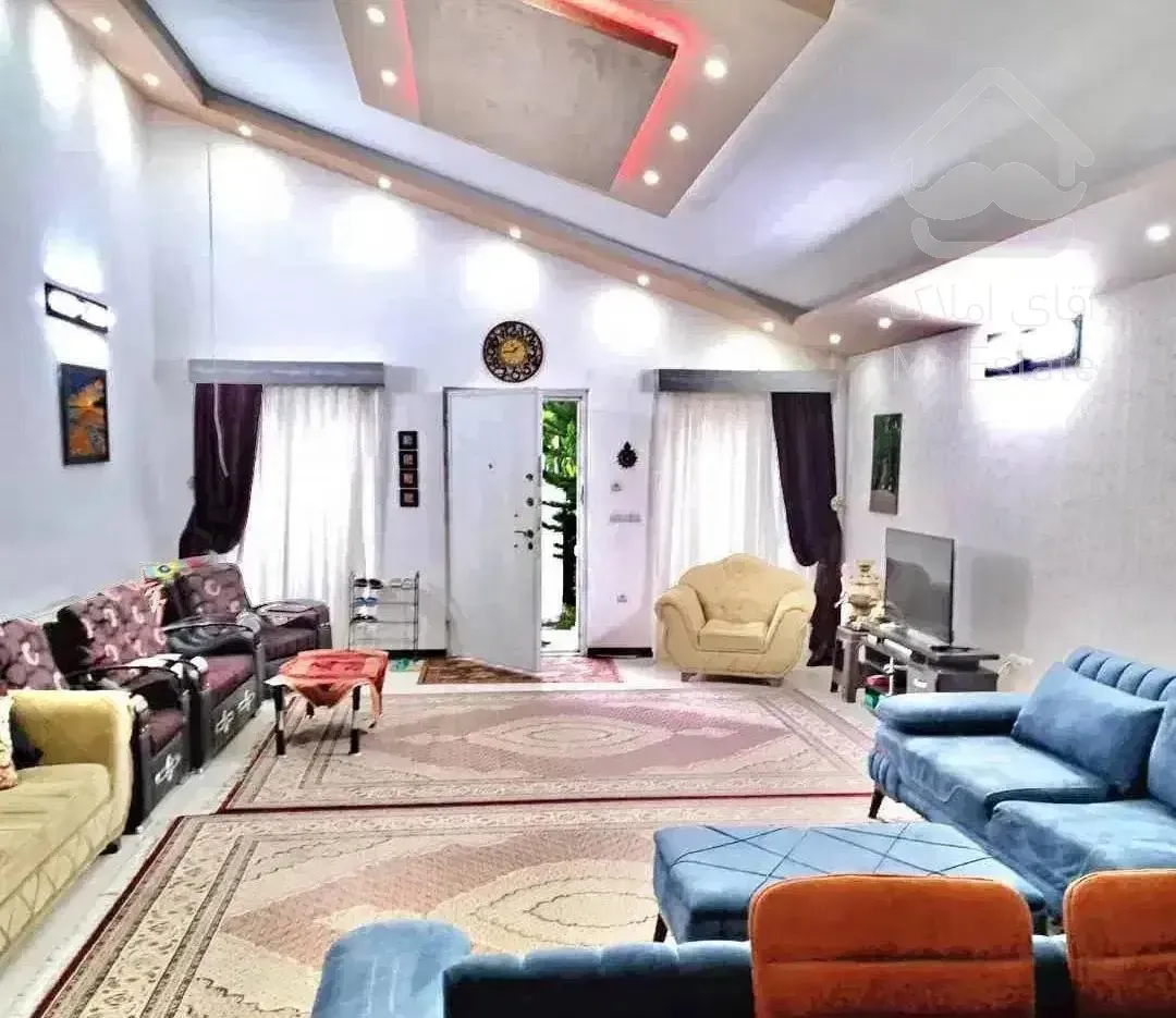 ویلا مبله 300 متر (همه چی تمام) فقط 2/800م باسند