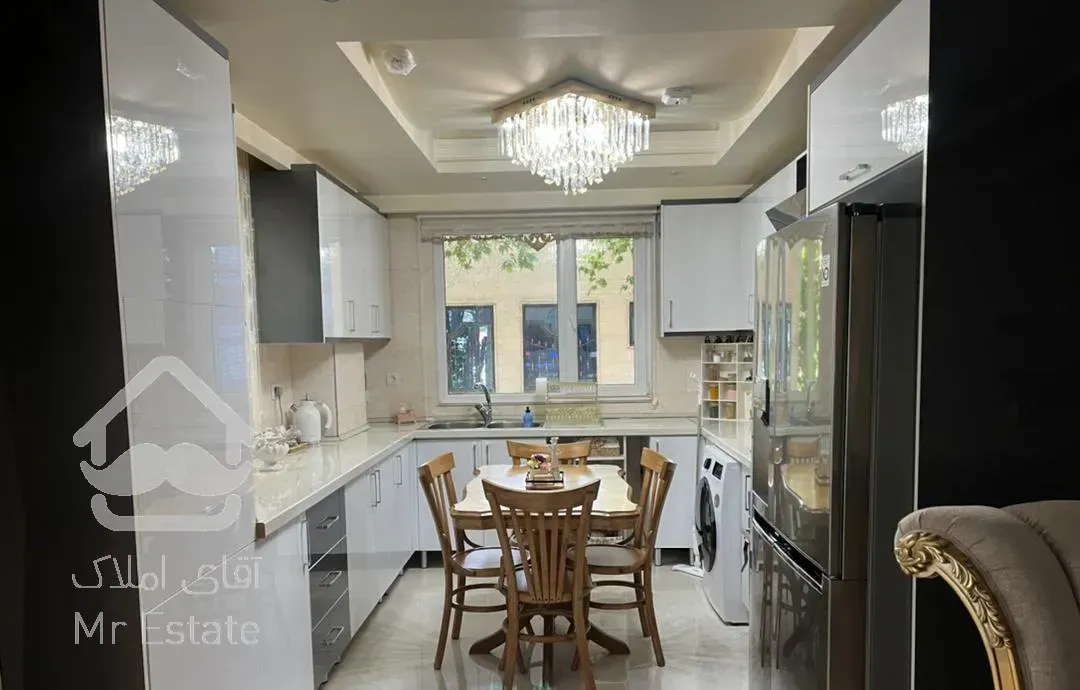 ۸۵متری برج باغ آرامش