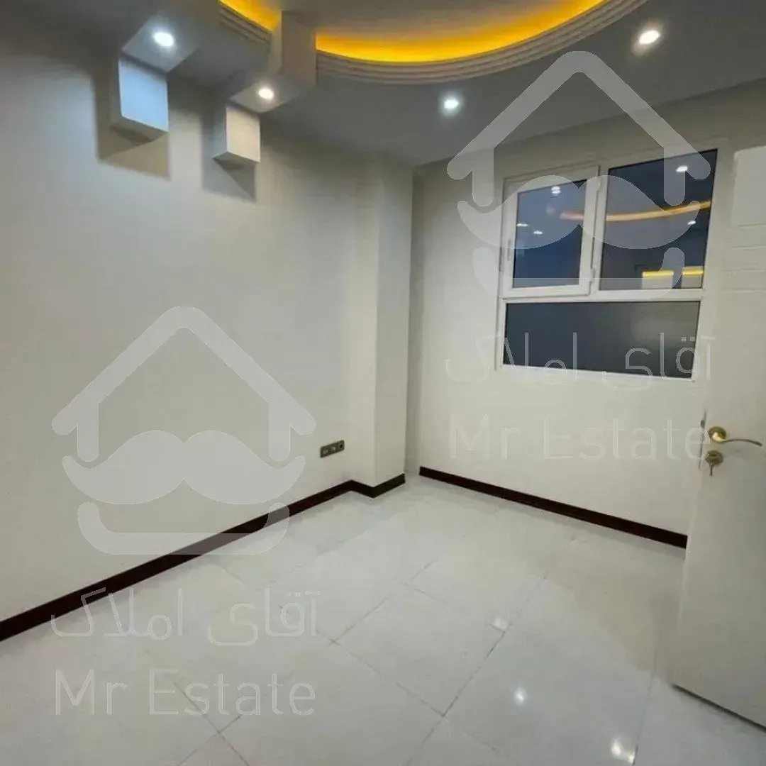 فروش آپارتمان ۲خوابه//کلیدنخورده//غرق نور