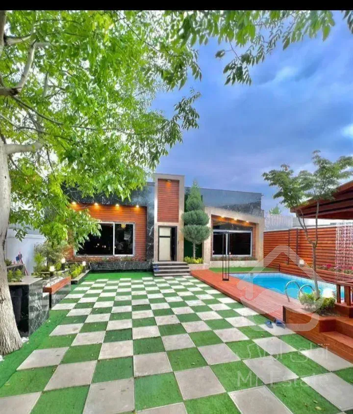 فلت استخردار  /حیاط مشجر/سند۶دانگ