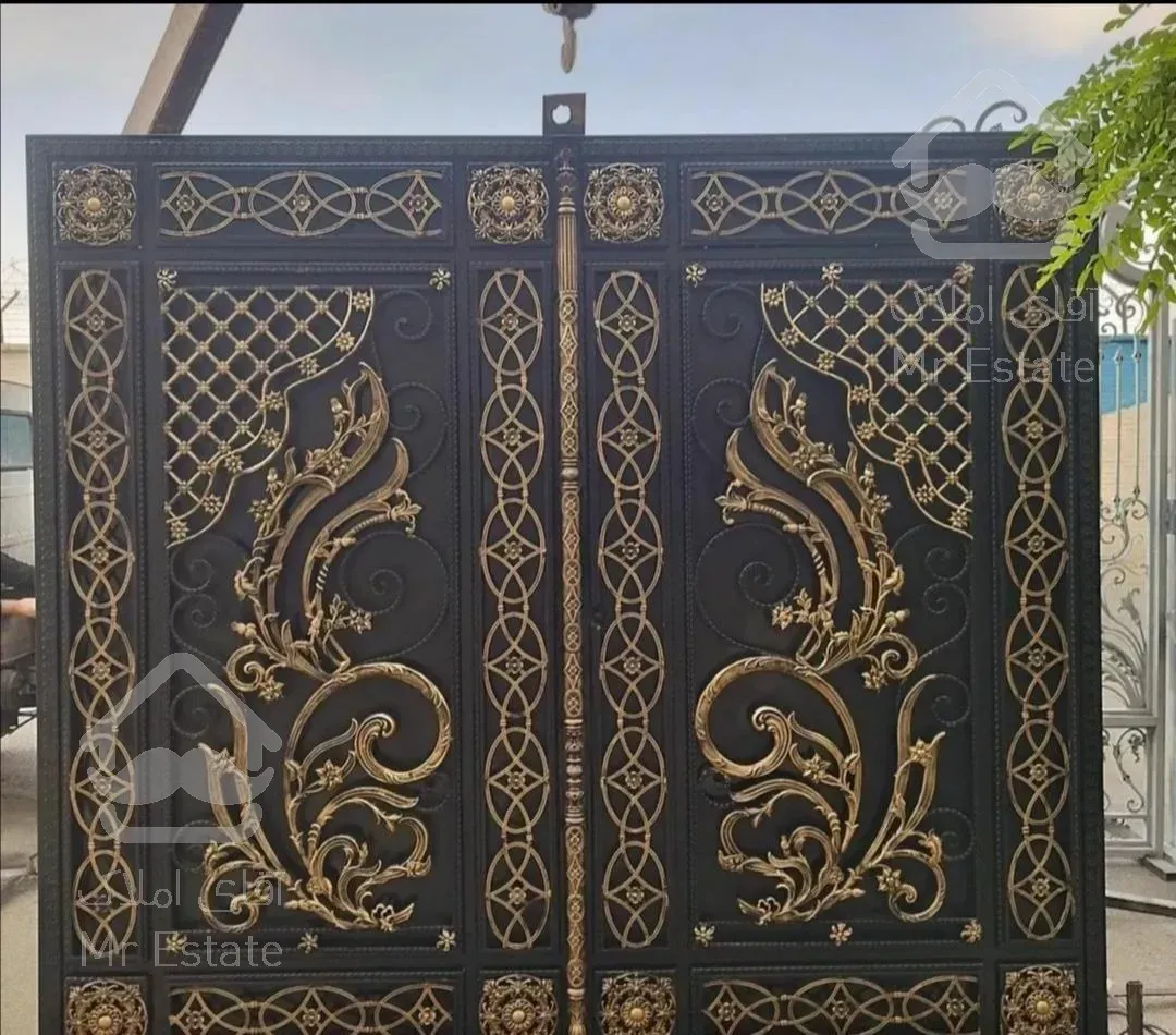 کارگاه جوشکاری و درب و پنجره سازی