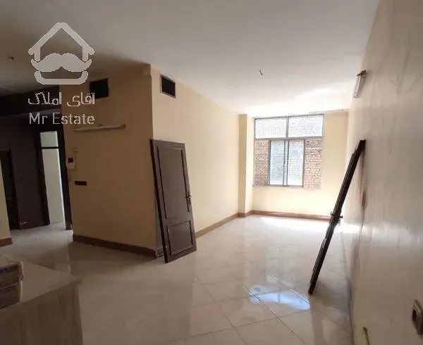 فرامرز عباسی 3 / 150 متری  بازسازی شده تمیز  / دوخوابه