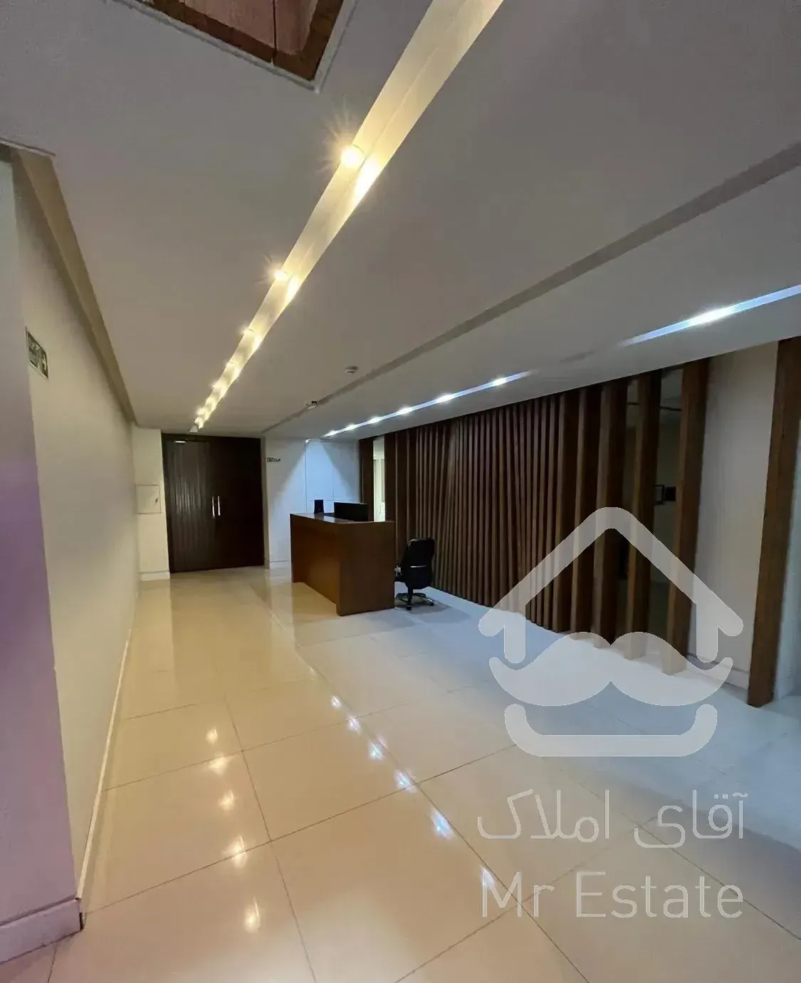 آپارتمان ۲۱۰متری