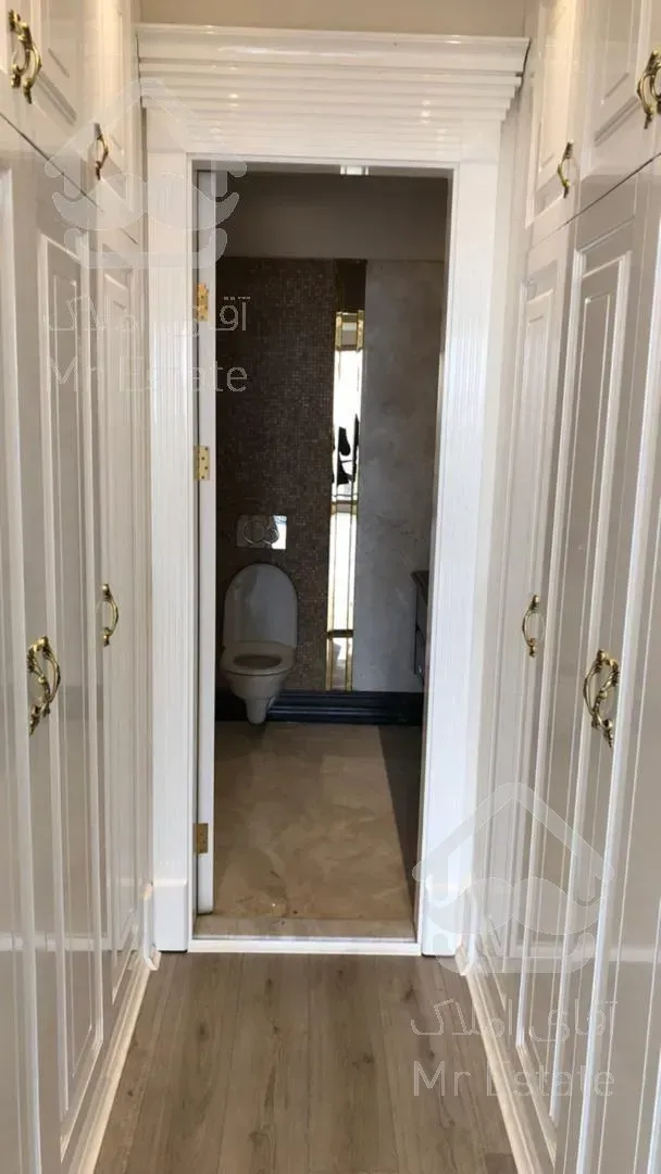 خرید 300 متری نیاوران مرجان