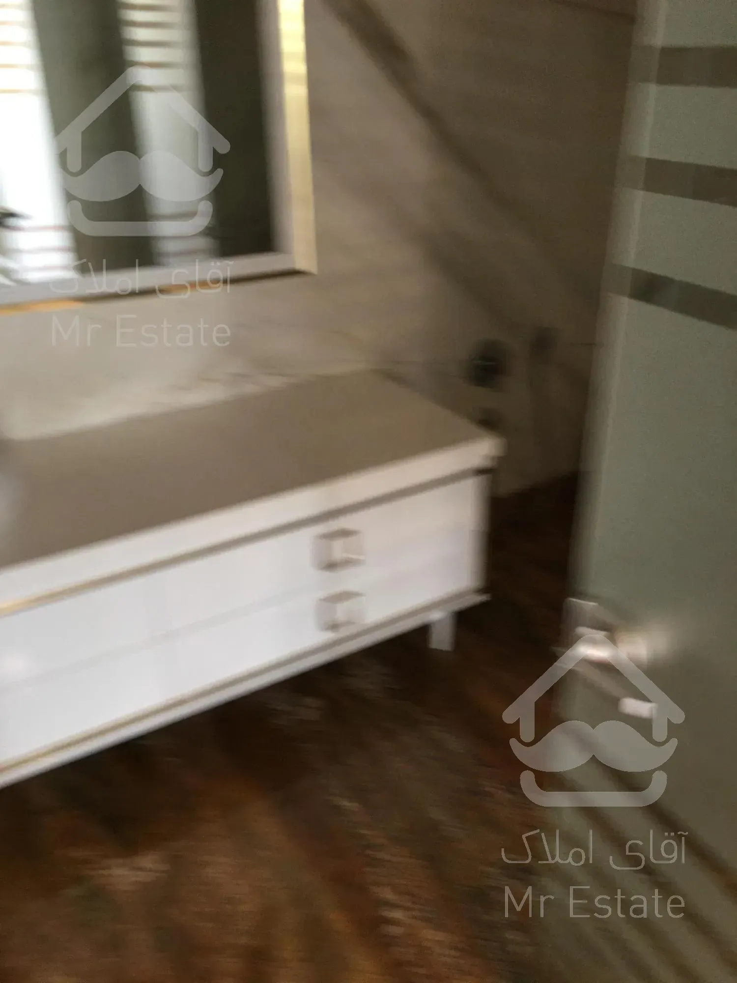 خرید آپارتمان ۲۸۰ متری فرمانیه