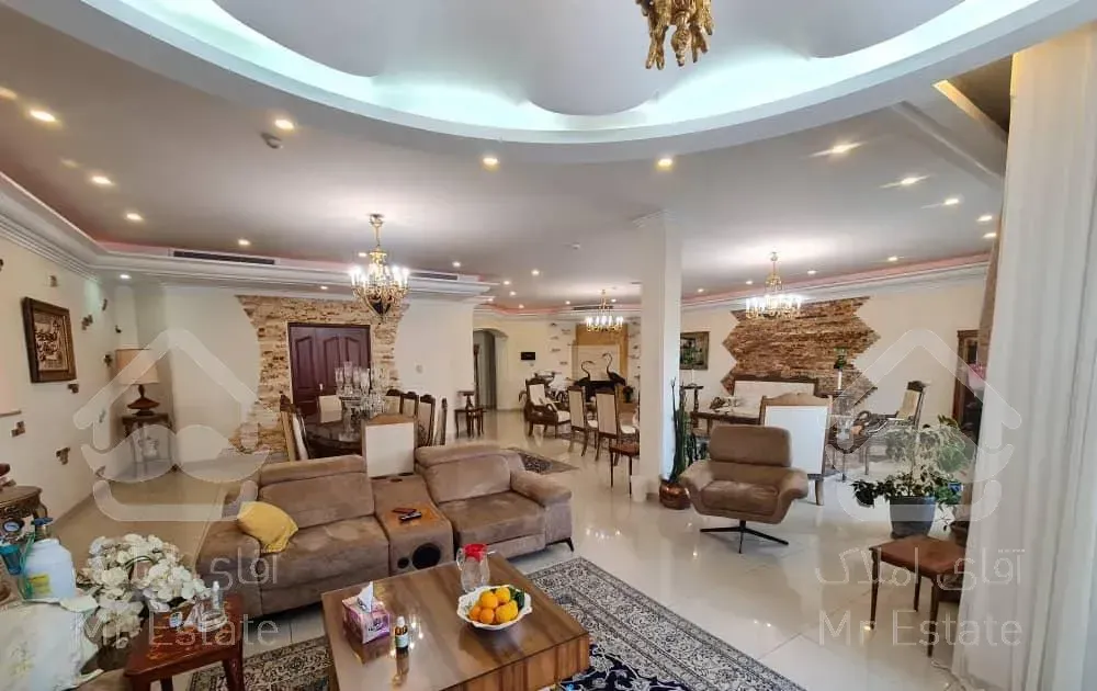 ۳۳۰ متر ۴ خوابه زعفرانیه