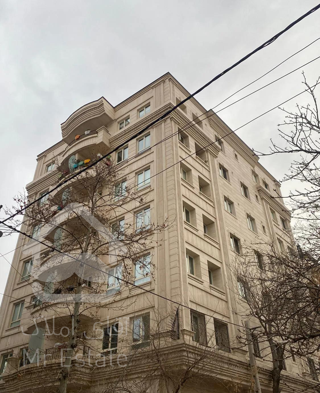 ۲۱۵ متر بازسازی شده در فرمانیه / سنبل