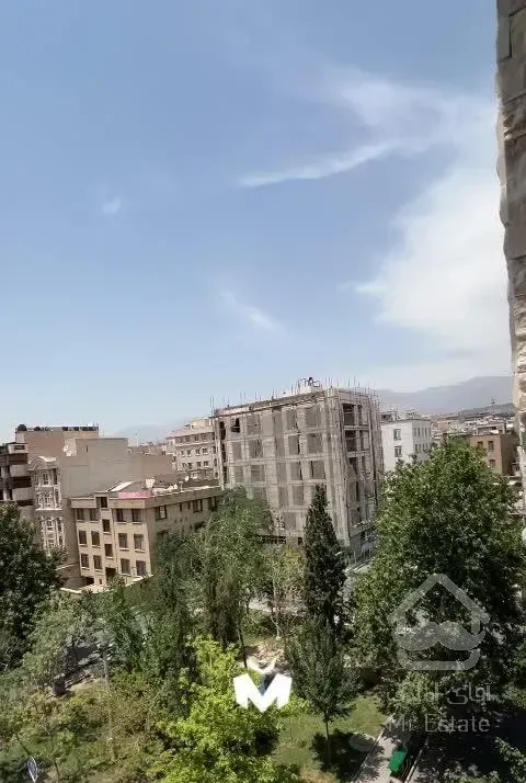 ۵۶ متری - بر میدان ۳۵ - تکواحدی