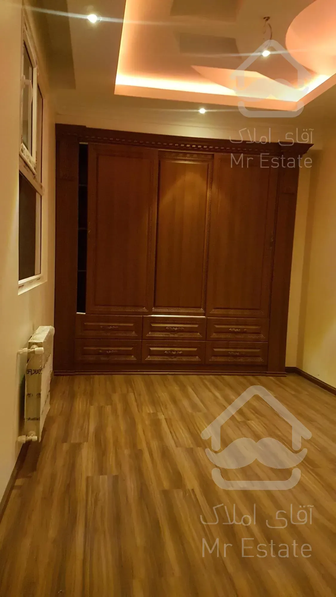 فروش آپارتمان سه خوابه در صادقیه