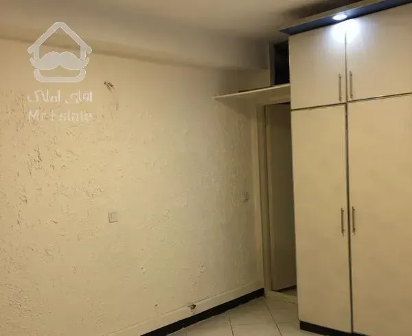 سعادت آباد۷۵ متر موقعیت اداری بر چهار راه دریا