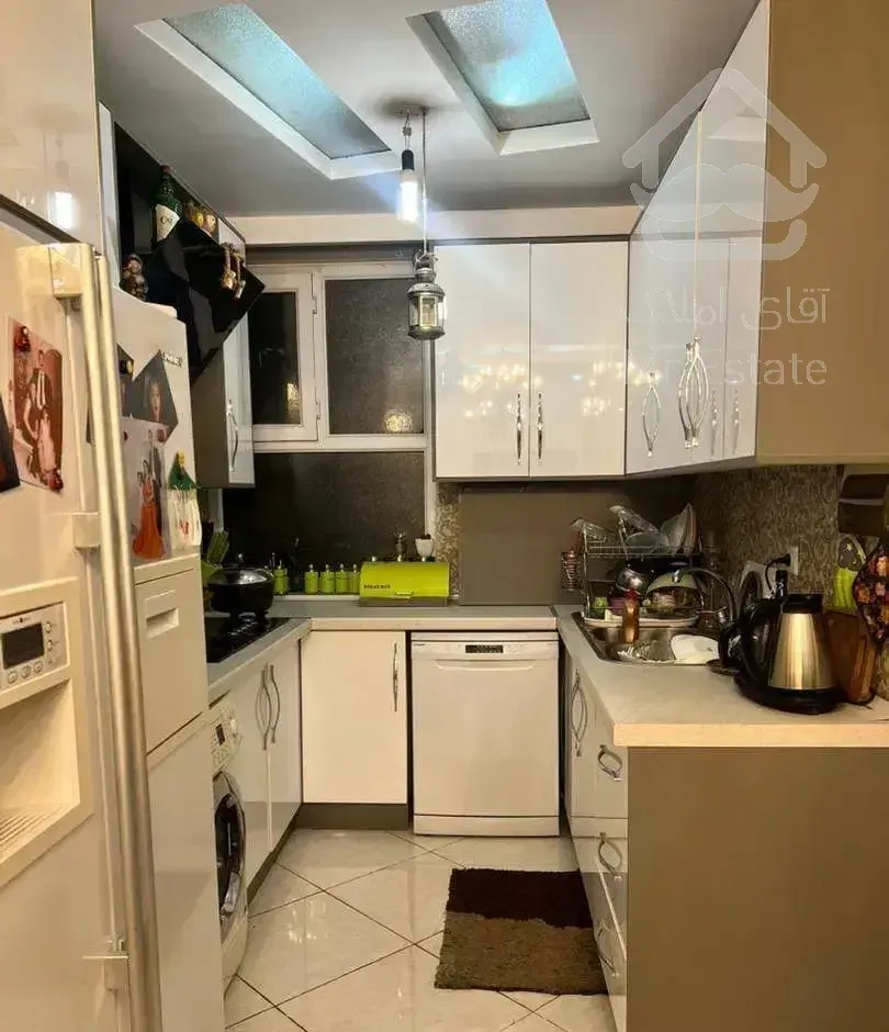 ۶۸ متری سال ساخت ۹۹ فول در حد نوساز