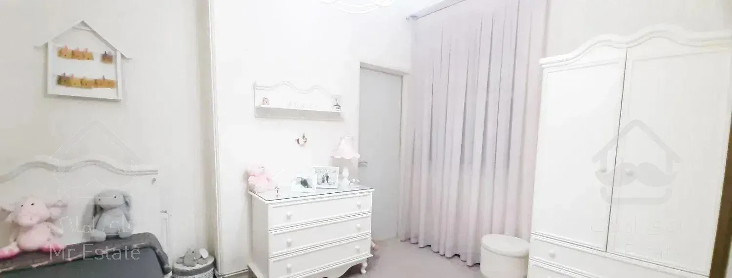 135 متر 3خواب  سند تک برگ ولیعصر ورداورد روبه کوه