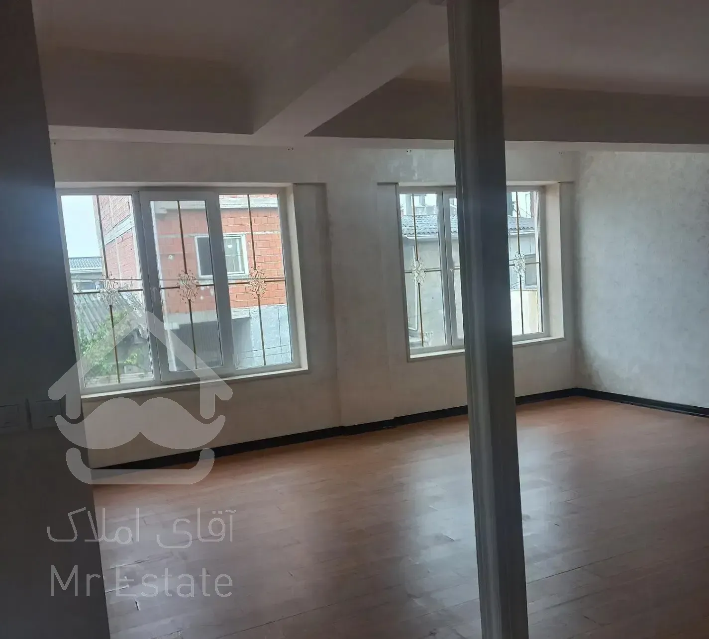 آپارتمان سه خواب ۱۴۳متر تک واحدی کلاساختمان دوواحد