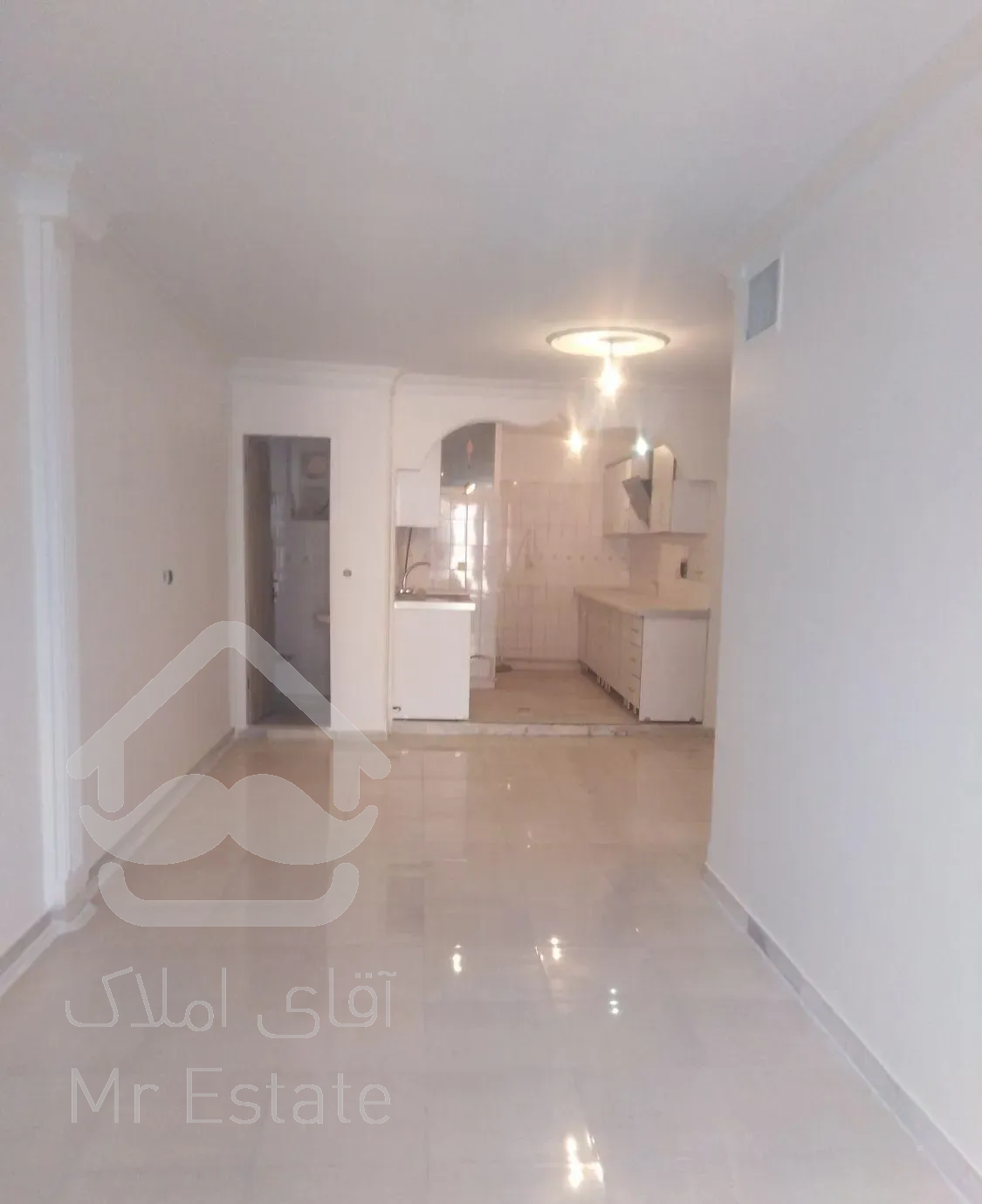 50متر1خ باپارکینگ وانباری