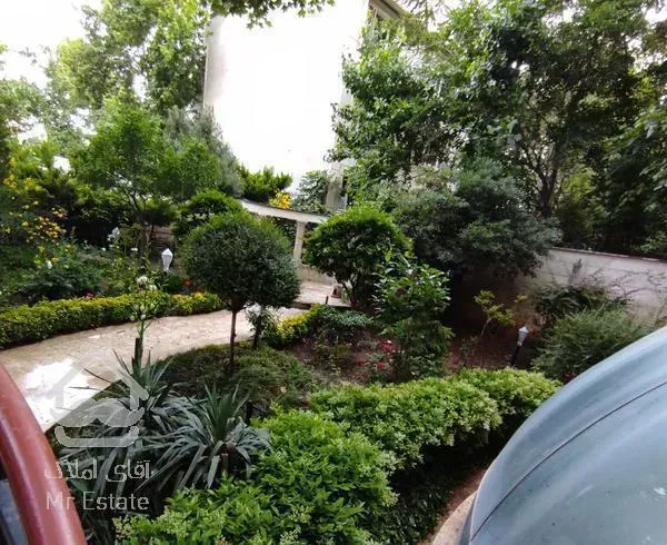 ۱۵۰متر باغ فردوس/ ویو ابدی/ فول امکانات/ ۲پارکینگ