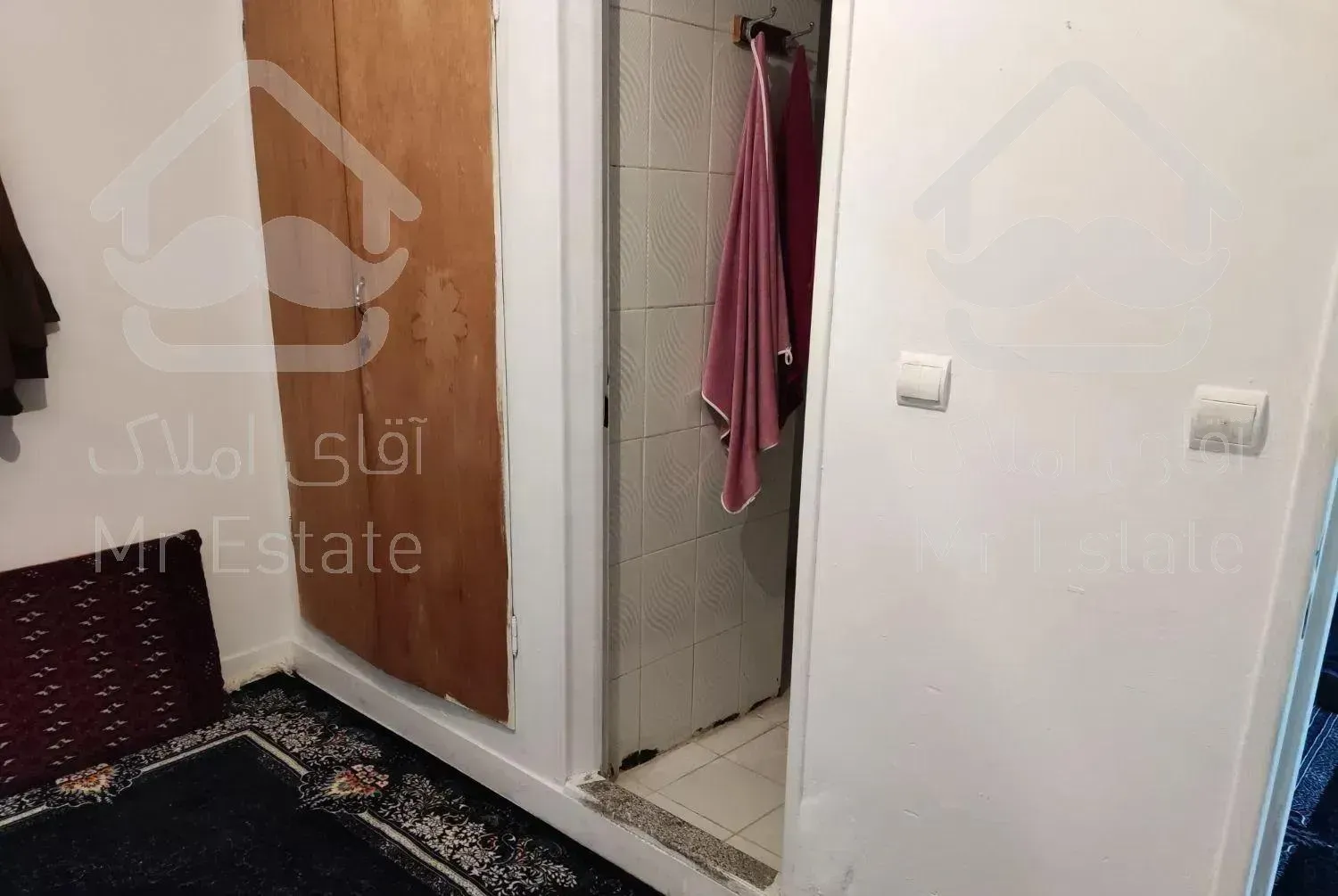 ۴۲ متری تک واحدی با پارکینگ اصلی//پیروزی،محصل