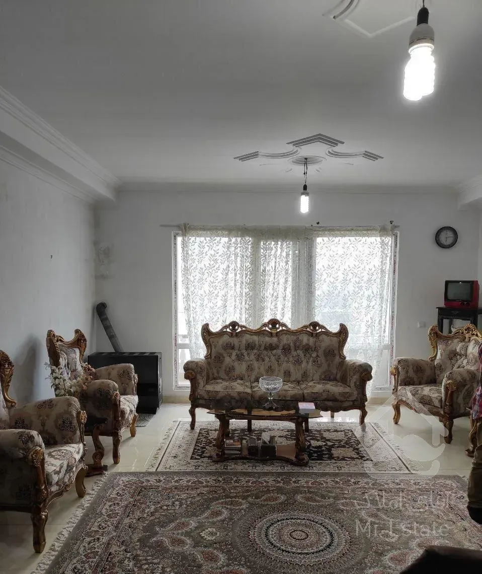 واحد ۱۰۷ متری سند دار فول امکانات در چالوس