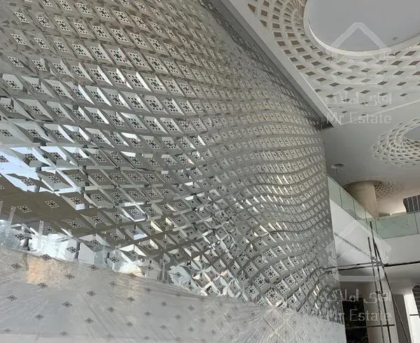 ١٧٦ متر ٣ خواب ولنجک.٨ متر تراس.دید ٣ جهت