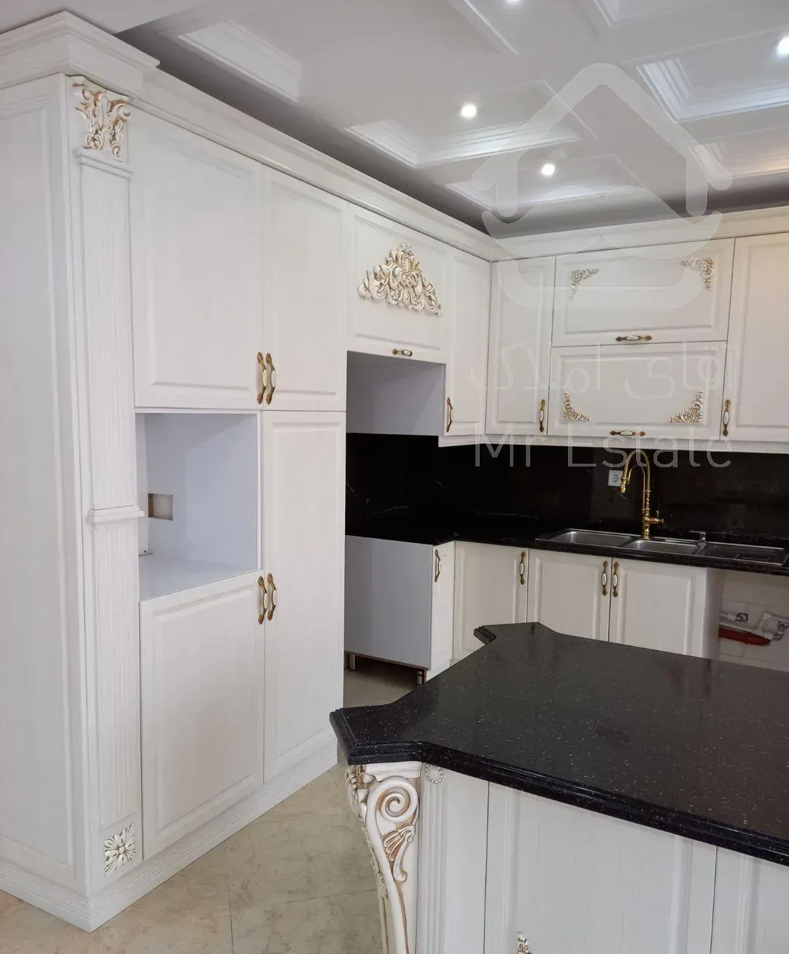 ۱۱۰ متر شمال کاشانی/ بازسازی /سالن پرده خور /بالکن