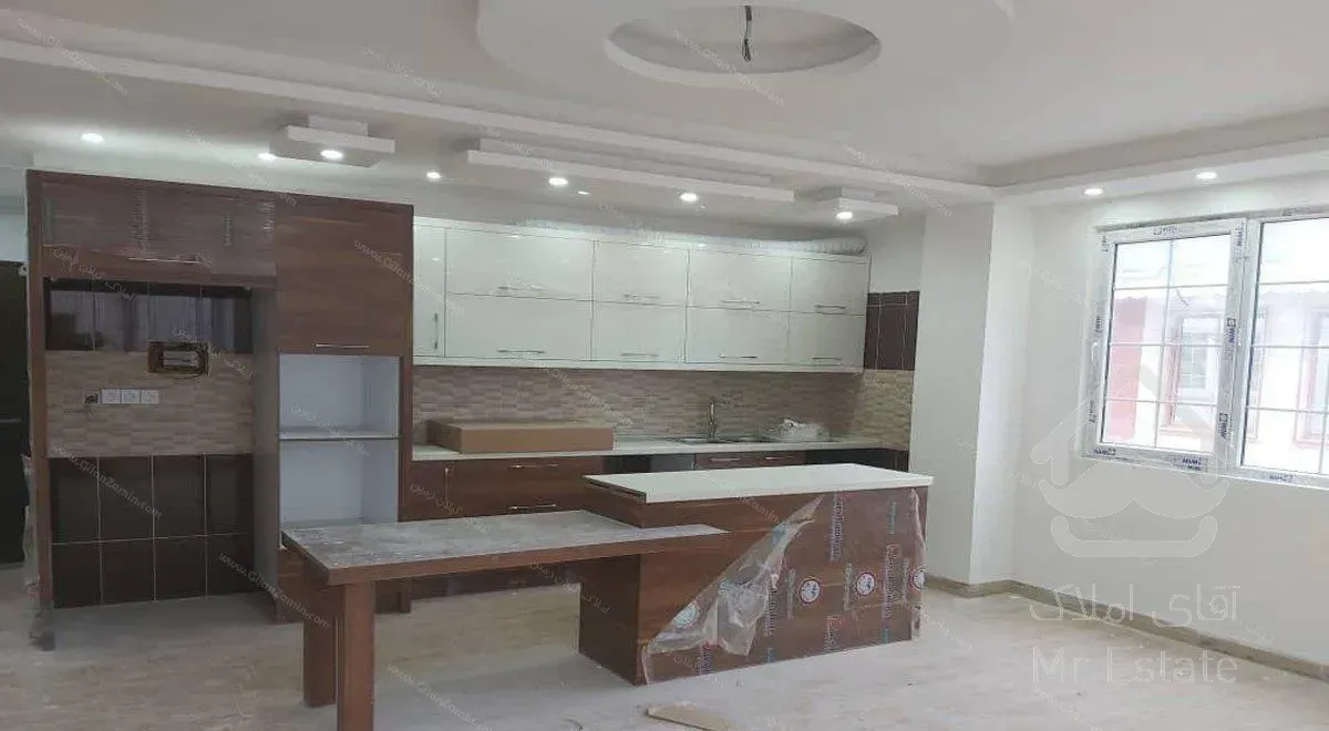 آپارتمان ۸۰متری/۲خوابه/دو واحدی/سر جلو/صفر