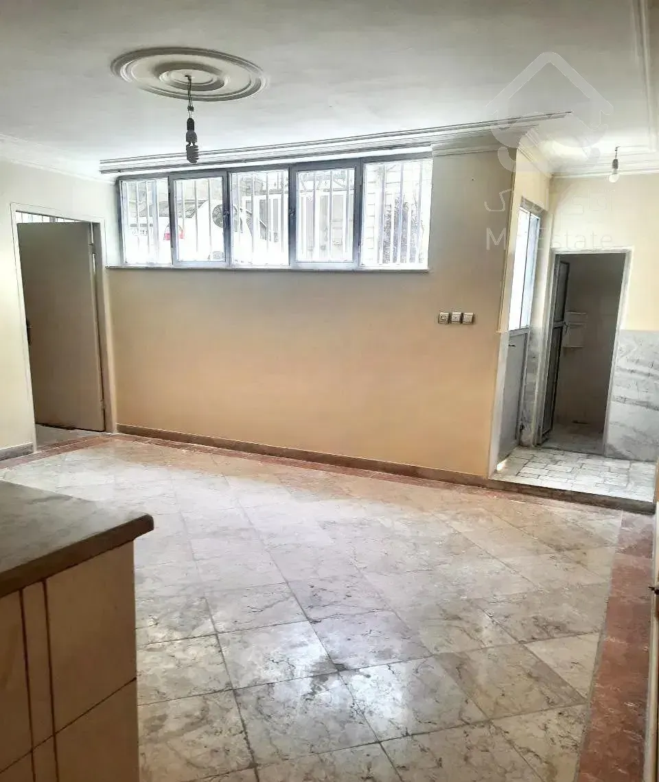 ۵۵ متر نیم طبقه حیاط دار چیتگرجنوبی شهرک ۲۲بهمن