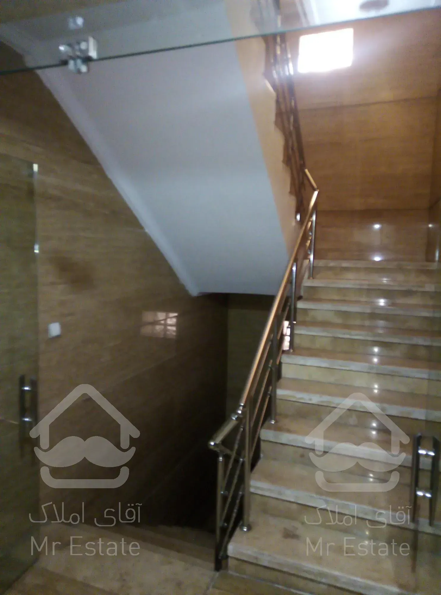 اپارتمان 200متری فردوس شرق