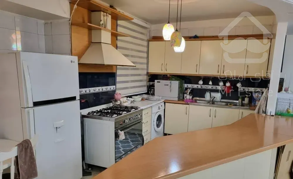 110متر/فول امکانات/سالن پرده خور/اباذر