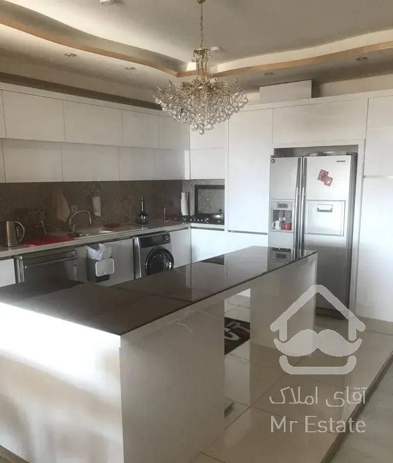 رهن و اجاره ی واحد ۱۵۰ متری در  سهند ایگلی