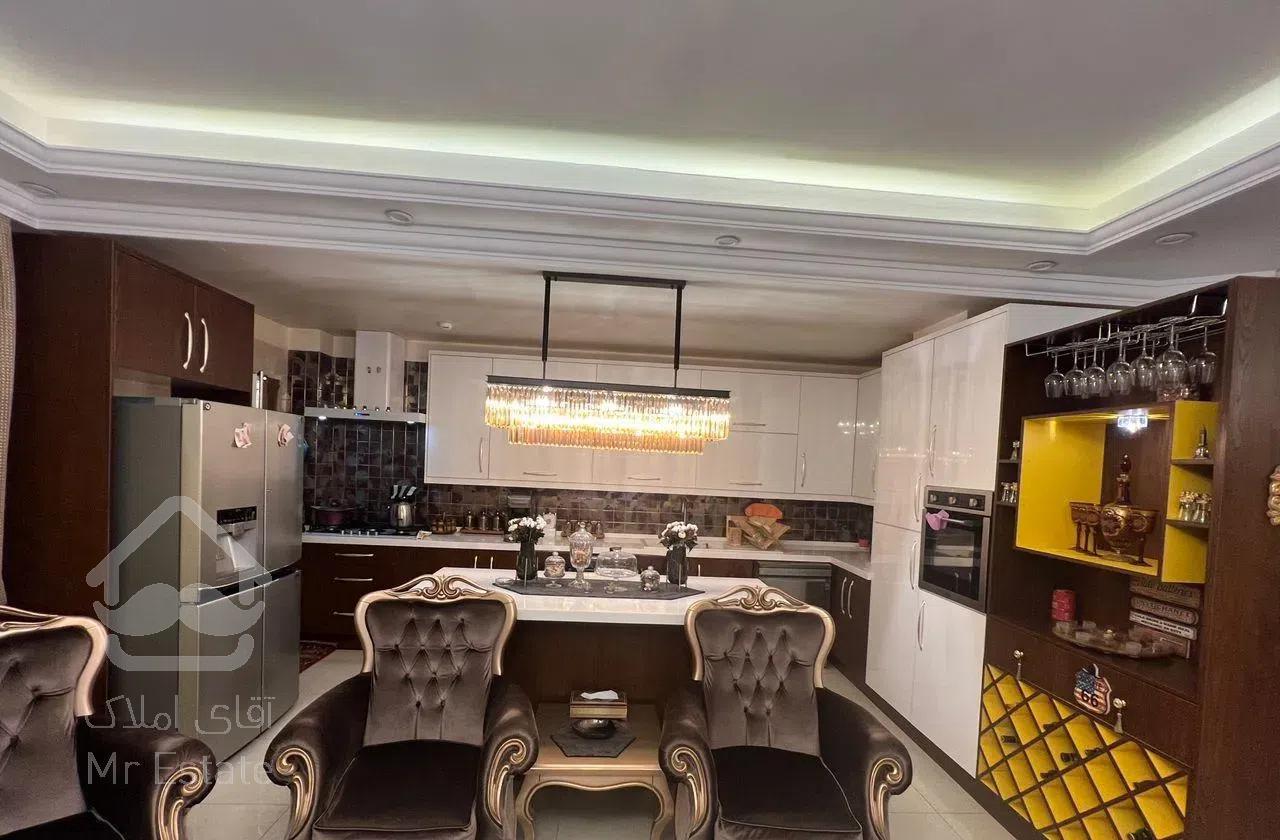 ۱۳۵ متر ۳ خواب دیزاین شده